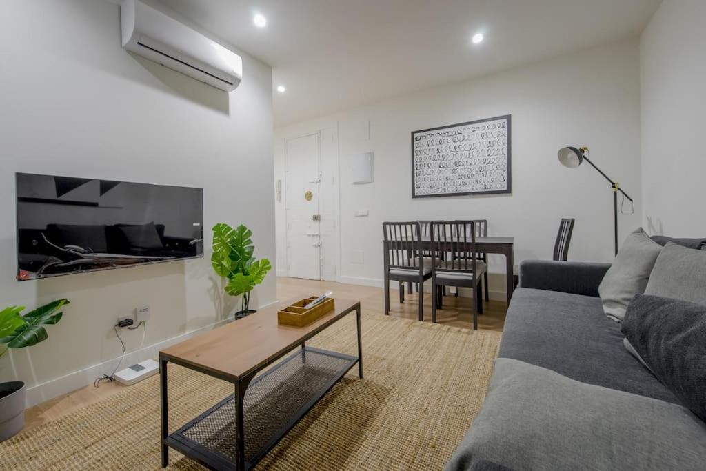 Cozy Apt Para 6Pax A Escasos Metros Del Retiro Madrid Exteriör bild